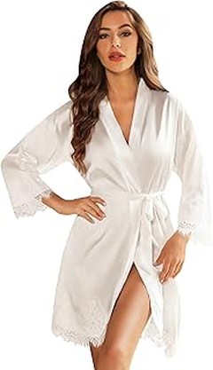 Kimonos blancos