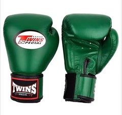 Descubre los diferentes tipos de guantes de boxeo de competición
