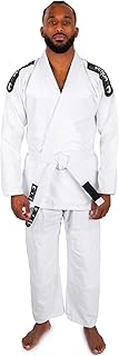 Descubre los tipos de kimonos de competición para diferentes artes marciales